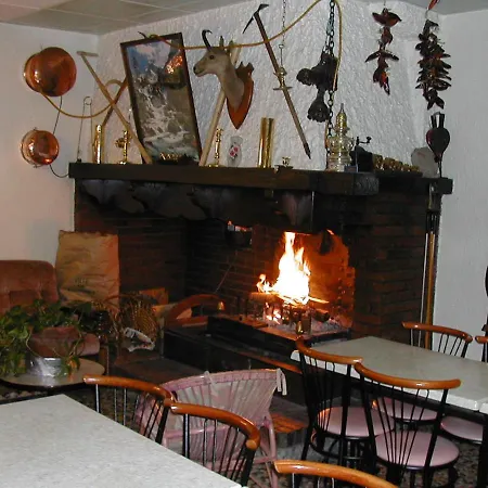 Le Taillon Hotel 2*